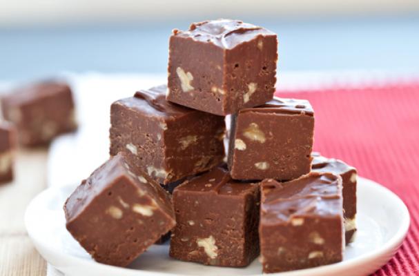 How To Make Fudge In 10 Easy Steps